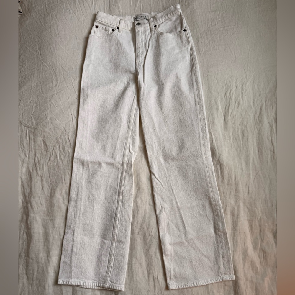 Abercrombie & Fitch 90s Relaxed High Rise Jeans size 26/2R